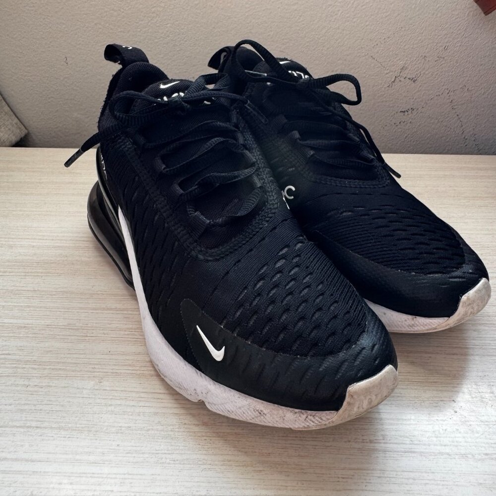 Nike Black and White Athletic Shoes - Picture 2 of 11